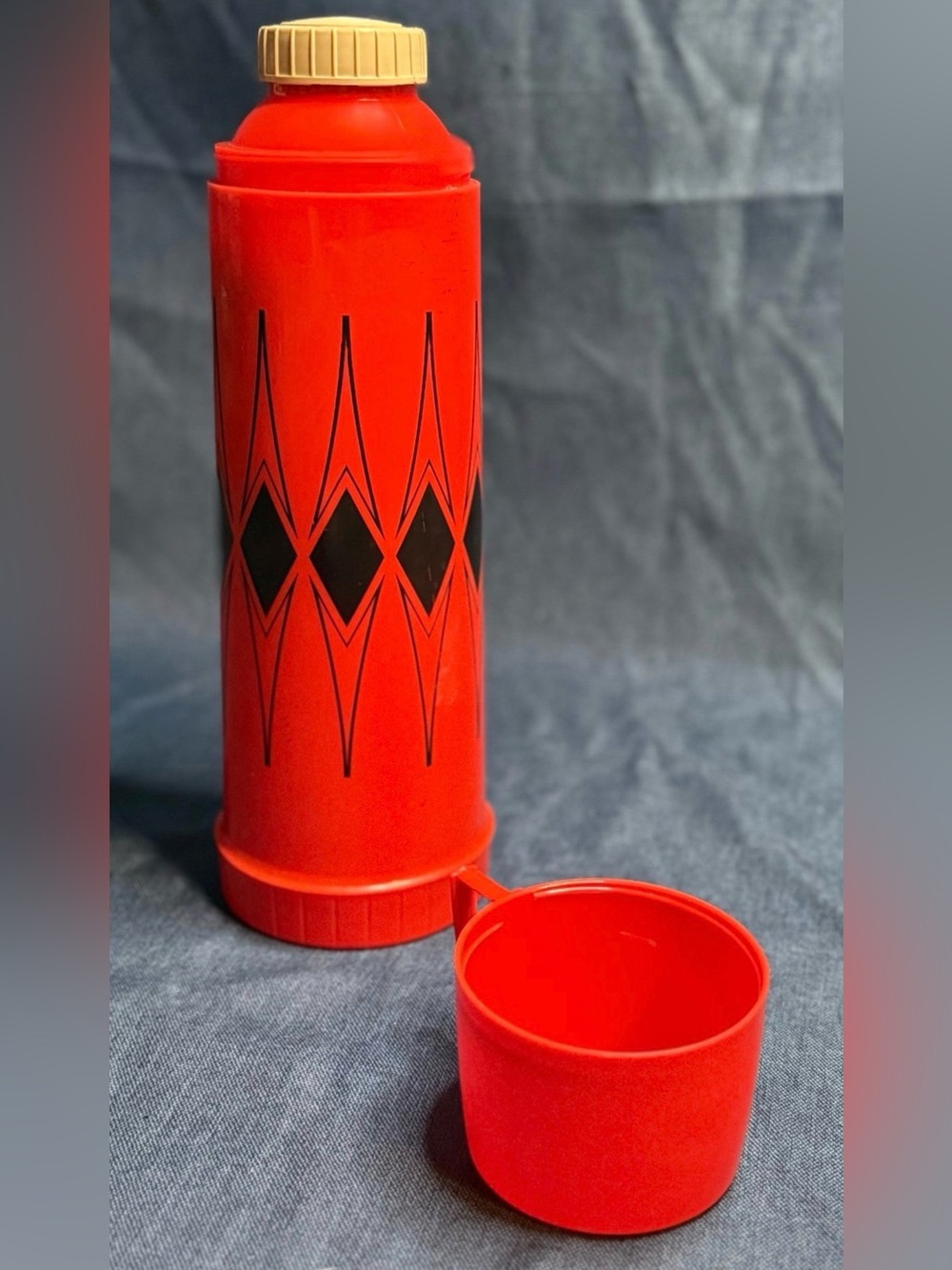 Vintage 70’s King Seeley Thermos Tall 13 Vacuum Bottle FillerStopper  Red